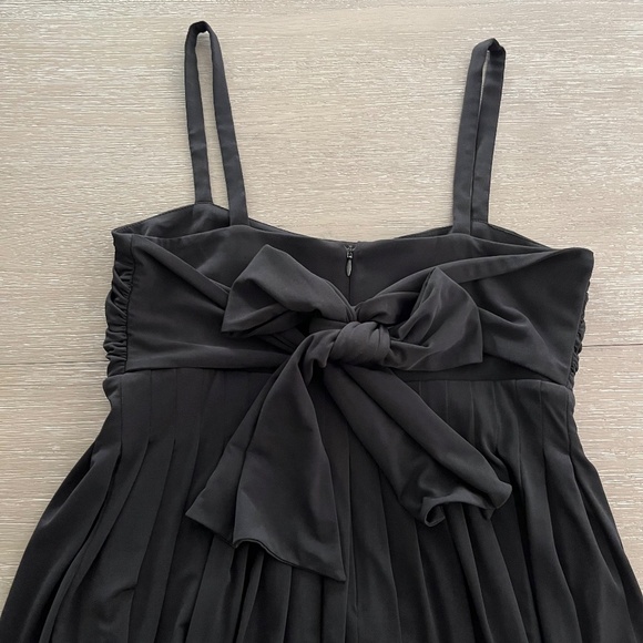 Calvin Klein Pleated Midi Dress - Picture 4 of 13